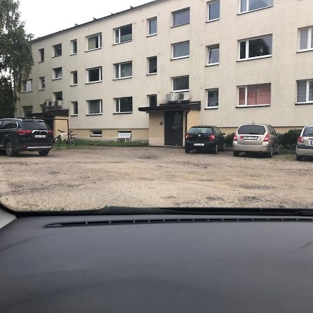 Modern Cozy 2 Bedroom Apartment Near City Center Пярну Екстер'єр фото