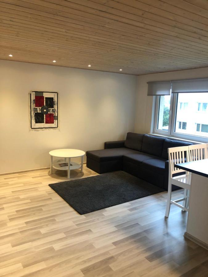 Modern Cozy 2 Bedroom Apartment Near City Center Пярну Екстер'єр фото